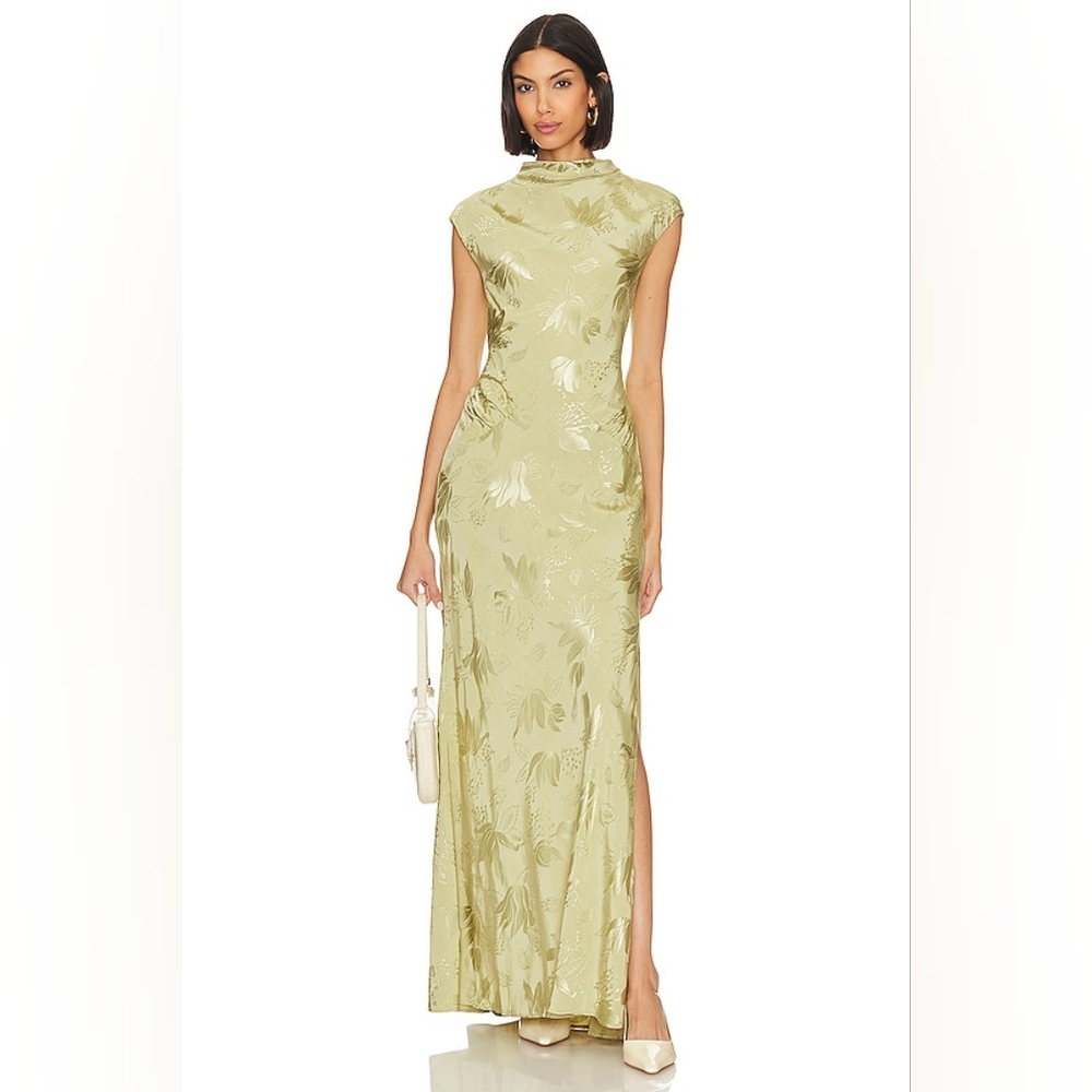 NWOT Avalon Maxi Dress